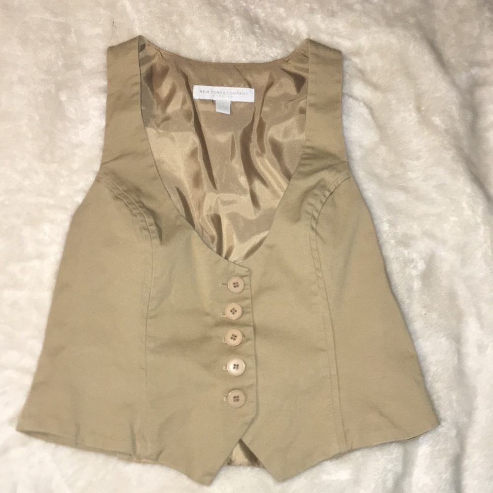 New York & company light brown vest button up